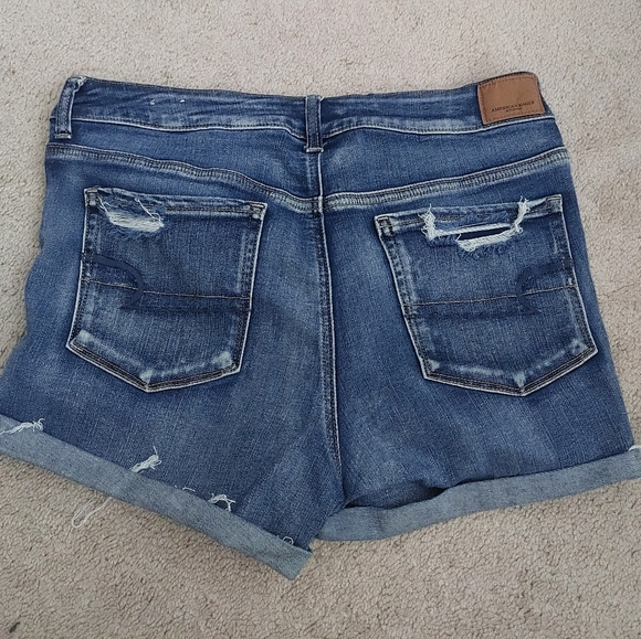 American Eagle Outfitters Distressed High Rise Shortie, Size 14 - Picture 2 of 4